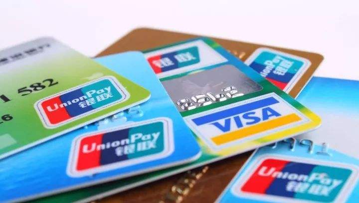 東亞銀行銷戶潮來襲！外貿企業(yè)應如何應對